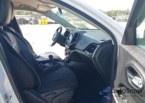 2019 Jeep Cherokee Latitude Fwd z USA, uszkodzony, nr VIN 1C4PJLCB5KD205254